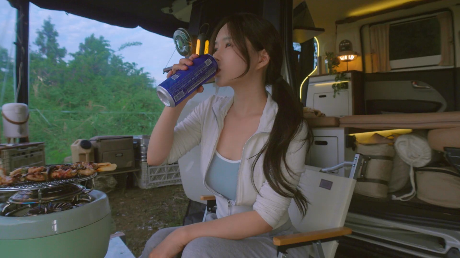 叙首都大马士革传出爆炸声 以军称袭击叙政权军事总部入口